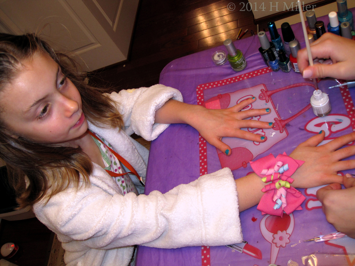 Mani In Progress! Mani In Progress!