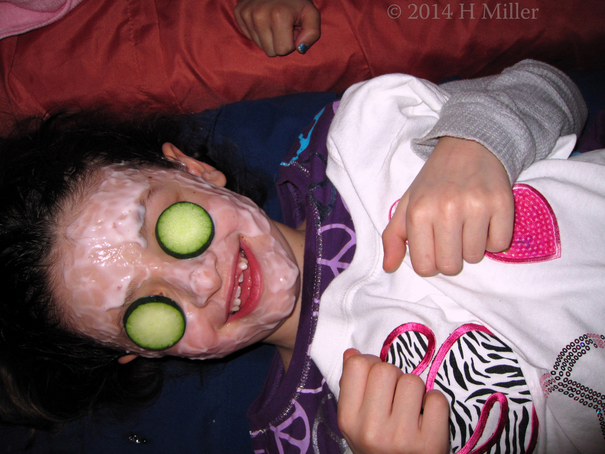 Strawberry Facial Masque With Sliced Cucumbers Is Always A Great Combo. 