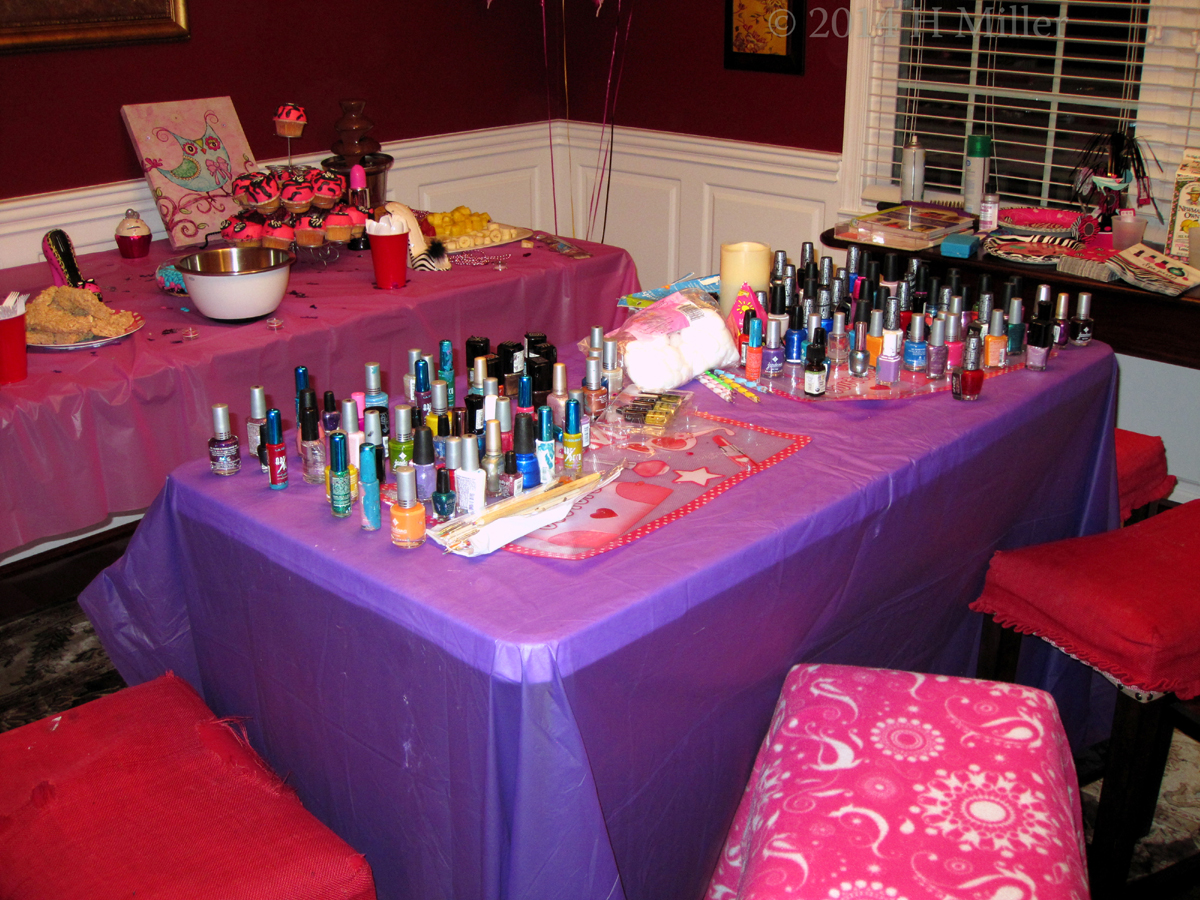 Girls Spa Party Nail Art Area Waiting For The Guests!