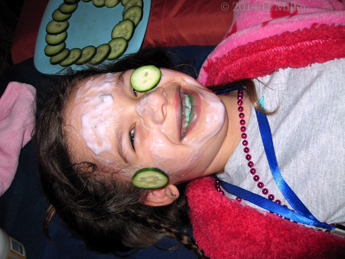 The Cucumber For The Facial Won't Stay Put! The Cucumber For The Facial Won't Stay Put!