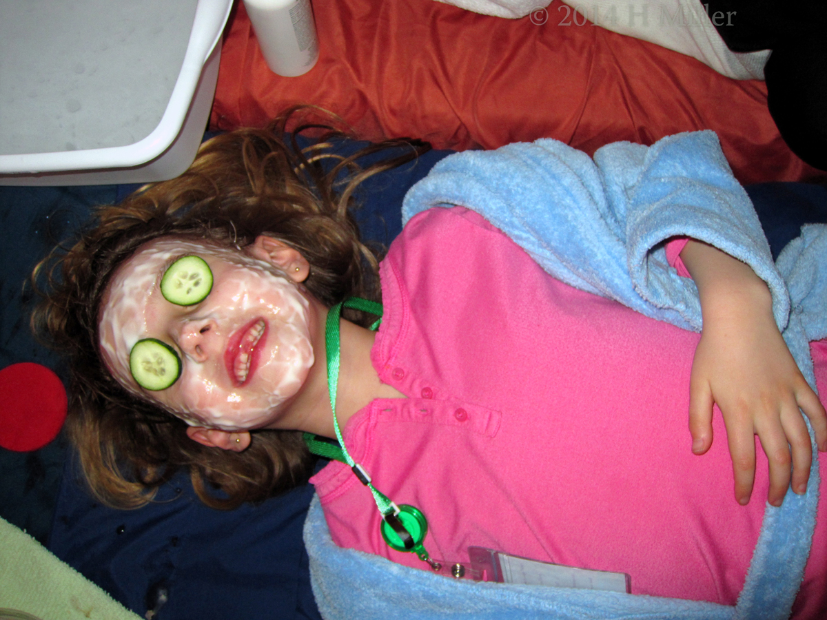 Vanilla Facial Masque And Cukes On Eyes. Vanilla Facial Masque And Cukes On Eyes.