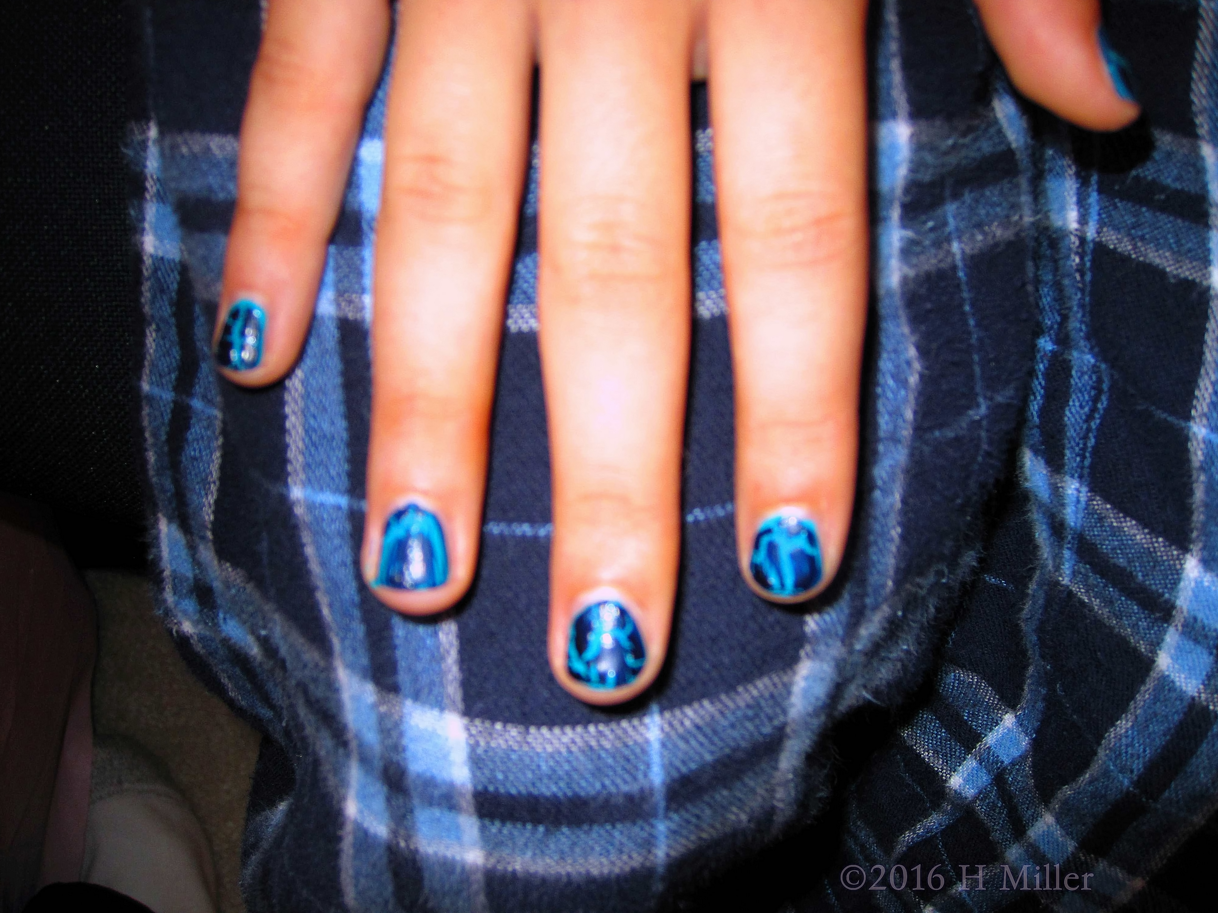 Cool Blue Home Girls Spa Mini Mani Cool Blue Home Girls Spa Mini Mani