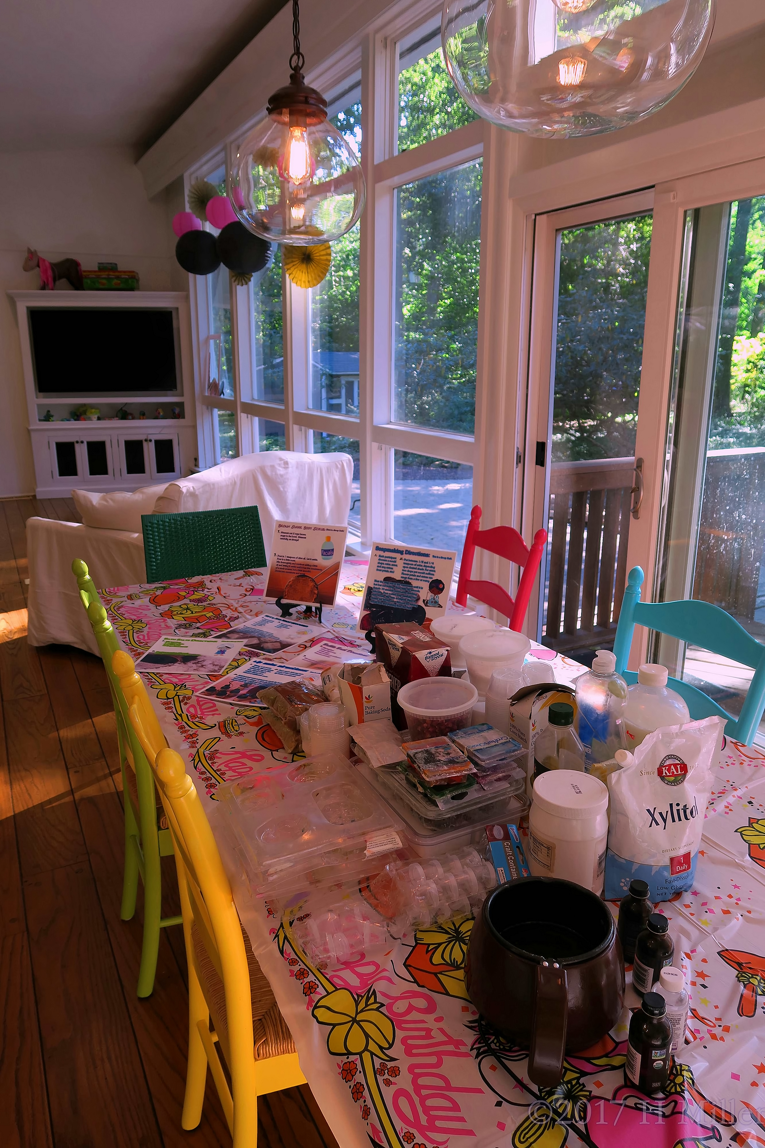 It's Fun And Easy To Make Natural Kid Friendly Bath Essentials And Other Kids Crafts At The Spa! It's Fun And Easy To Make Natural Kid Friendly Bath Essentials And Other Kids Crafts At The Spa!