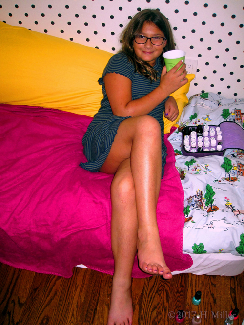 Chic Manicured Nails And Juice Chic Manicured Nails And Juice