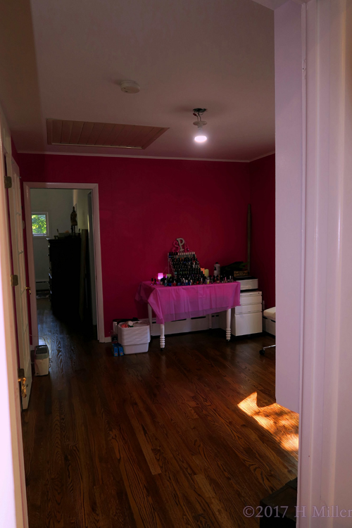 Here To Have Fun At The Girls Spa. Here To Have Fun At The Girls Spa.