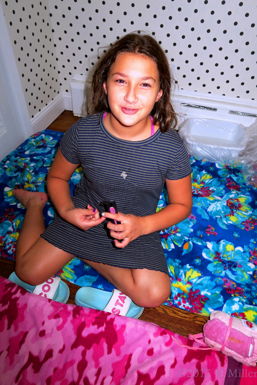 After A Manicure, A Kids Facial Feels Great After A Manicure, A Kids Facial Feels Great