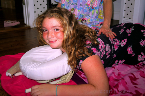 Lovely Kids Massage At The Kids Spa Party. Lovely Kids Massage At The Kids Spa Party.