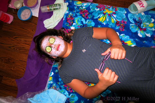 Soothe Your Facial Muscles With Facials For Girls Soothe Your Facial Muscles With Facials For Girls