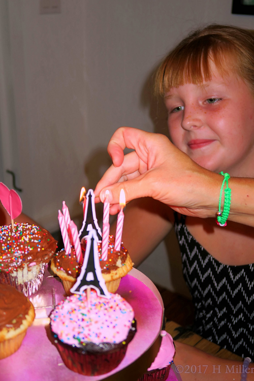 The Birthday Girl Loves Her Cupcakes The Birthday Girl Loves Her Cupcakes