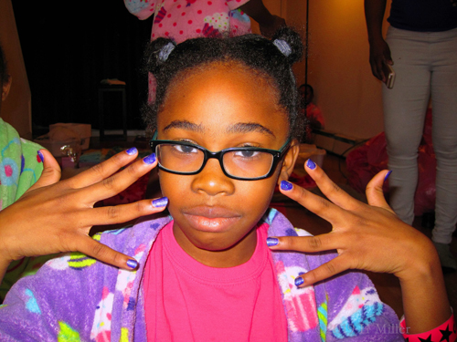 Dark Blue Sparkle Girls Mani With A Purple Cupcake Spa Robe Dark Blue Sparkle Girls Mani With A Purple Cupcake Spa Robe