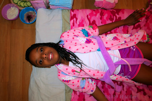 Cupcake Robed Guest Ready For Her Girls Facial Spa Treatment Cupcake Robed Guest Ready For Her Girls Facial Spa Treatment