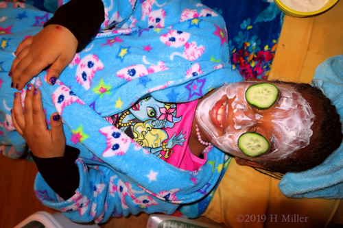 Spa Guest With Smile During Facials For Girls Spa Guest With Smile During Facials For Girls