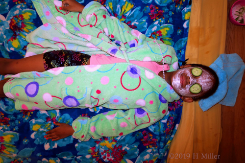 Spa Treatment In Progress Spa Treatment In Progress