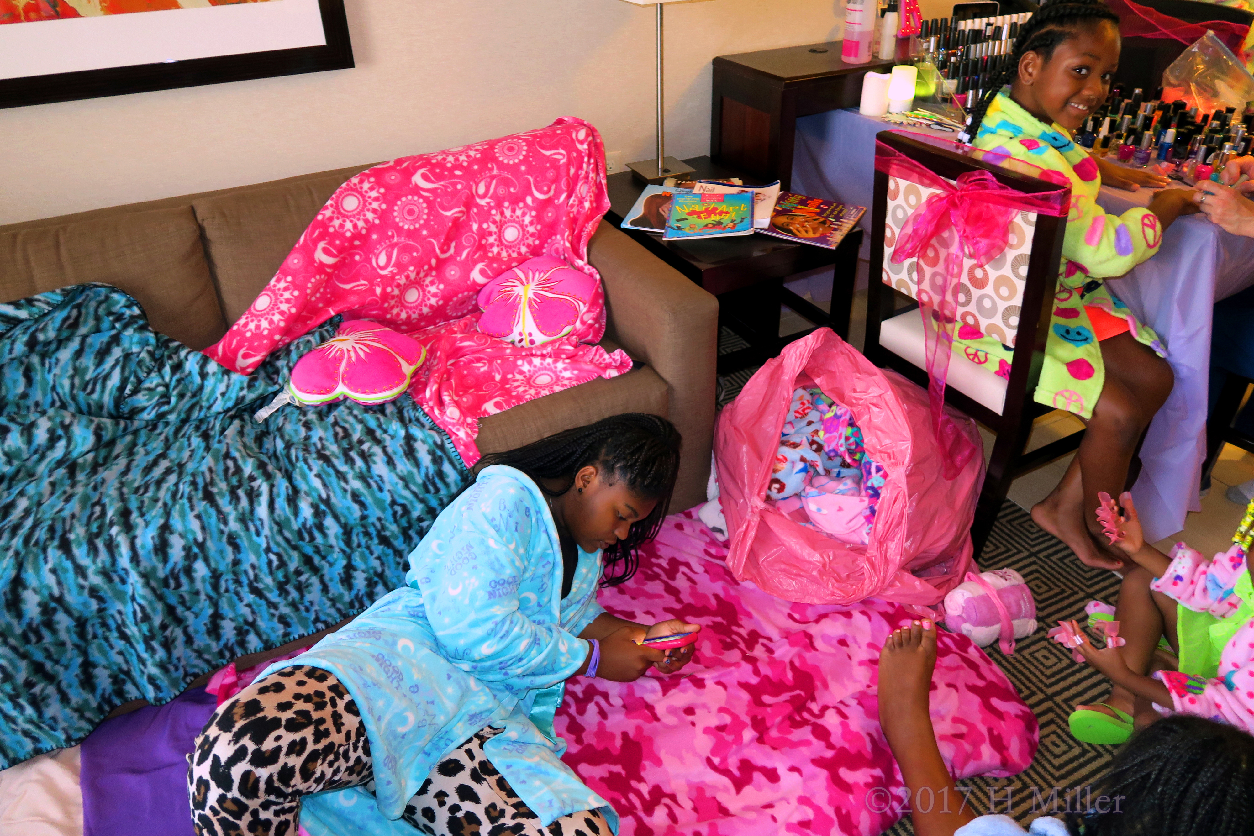 Comfortably Lying On The Girls Facial Mat! Comfortably Lying On The Girls Facial Mat!