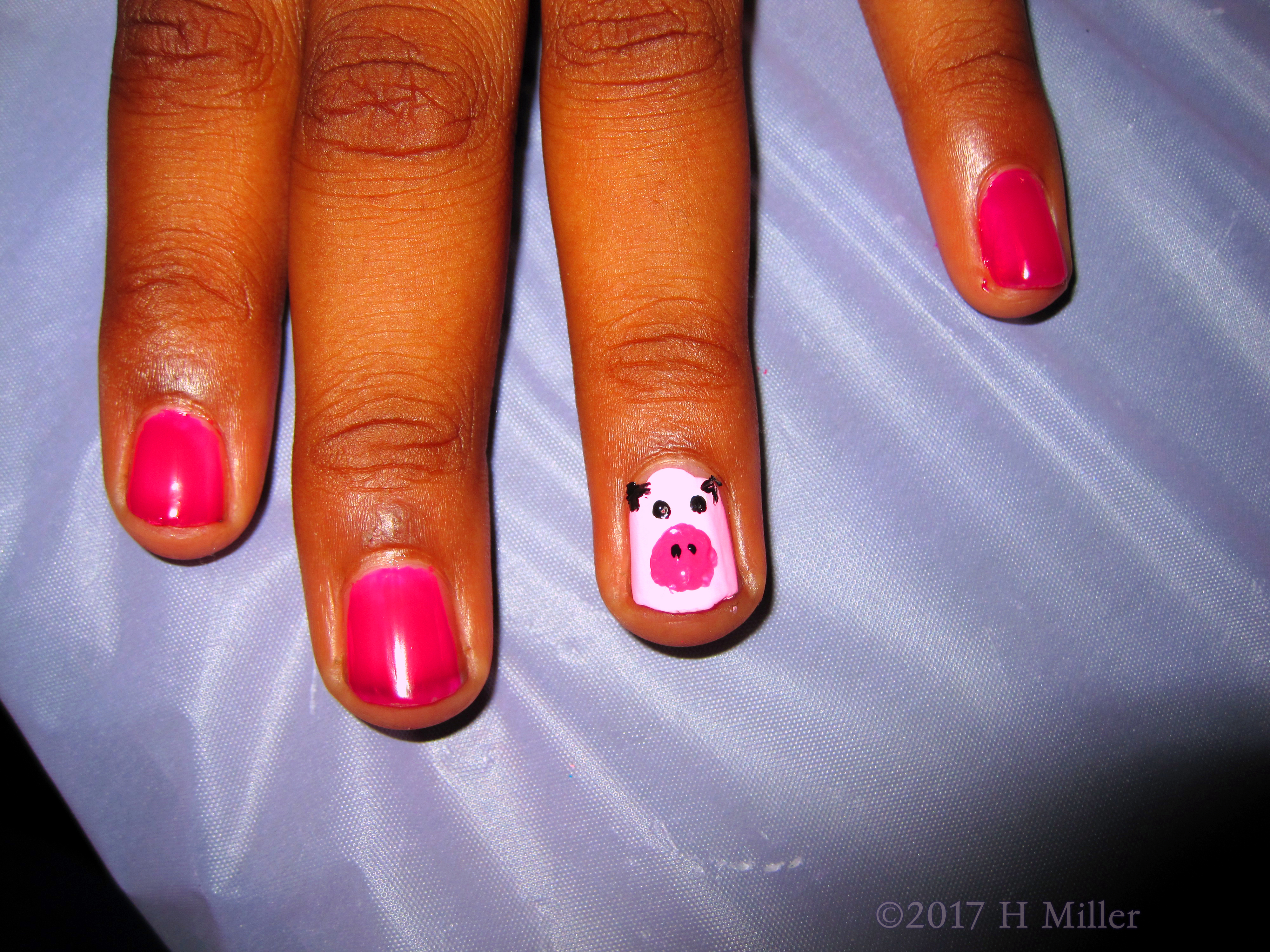 Pink Piglet Kids Nail Art Design! Pink Piglet Kids Nail Art Design!
