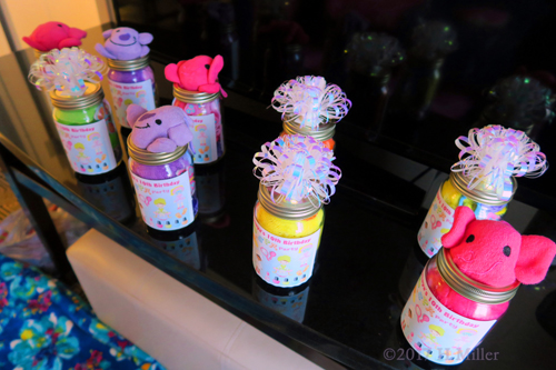 Cute Little Party Favor Bottles For Kids.