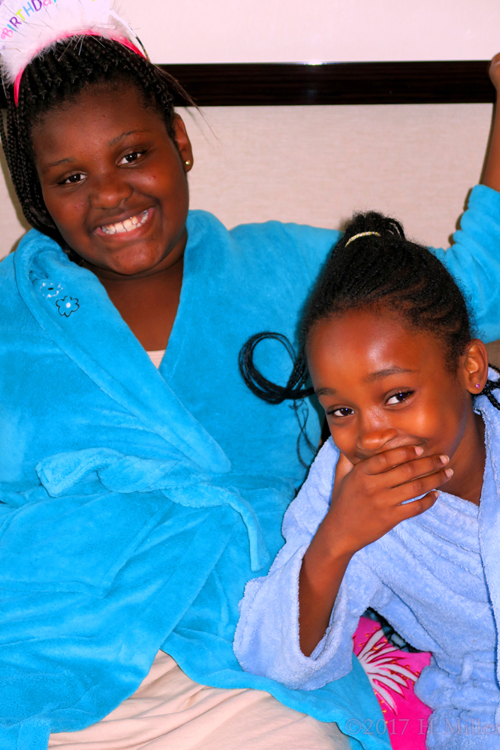 Giggles And Laughs, Fun At The Spa Party! Giggles And Laughs, Fun At The Spa Party!