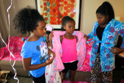 Selecting Their Favorite Spa Robes. Selecting Their Favorite Spa Robes.