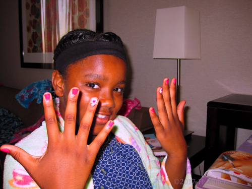 Such Cute Piglet Nail Art For This Girls Mani! Such Cute Piglet Nail Art For This Girls Mani!