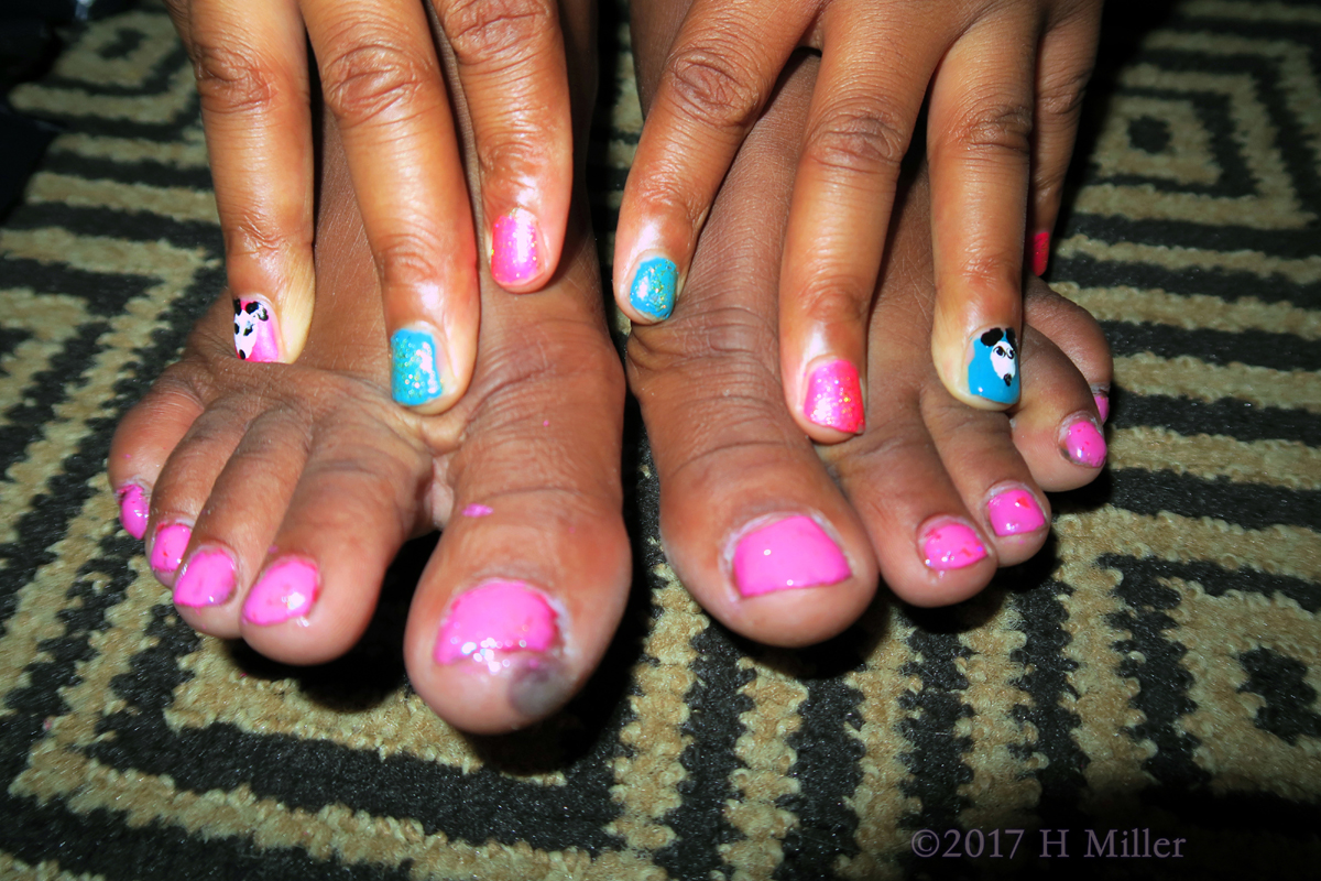 Cute Dog Nail Art Combined With Pink Nail Polish On Her Kids Pedicure Makes It Look Perfect! 