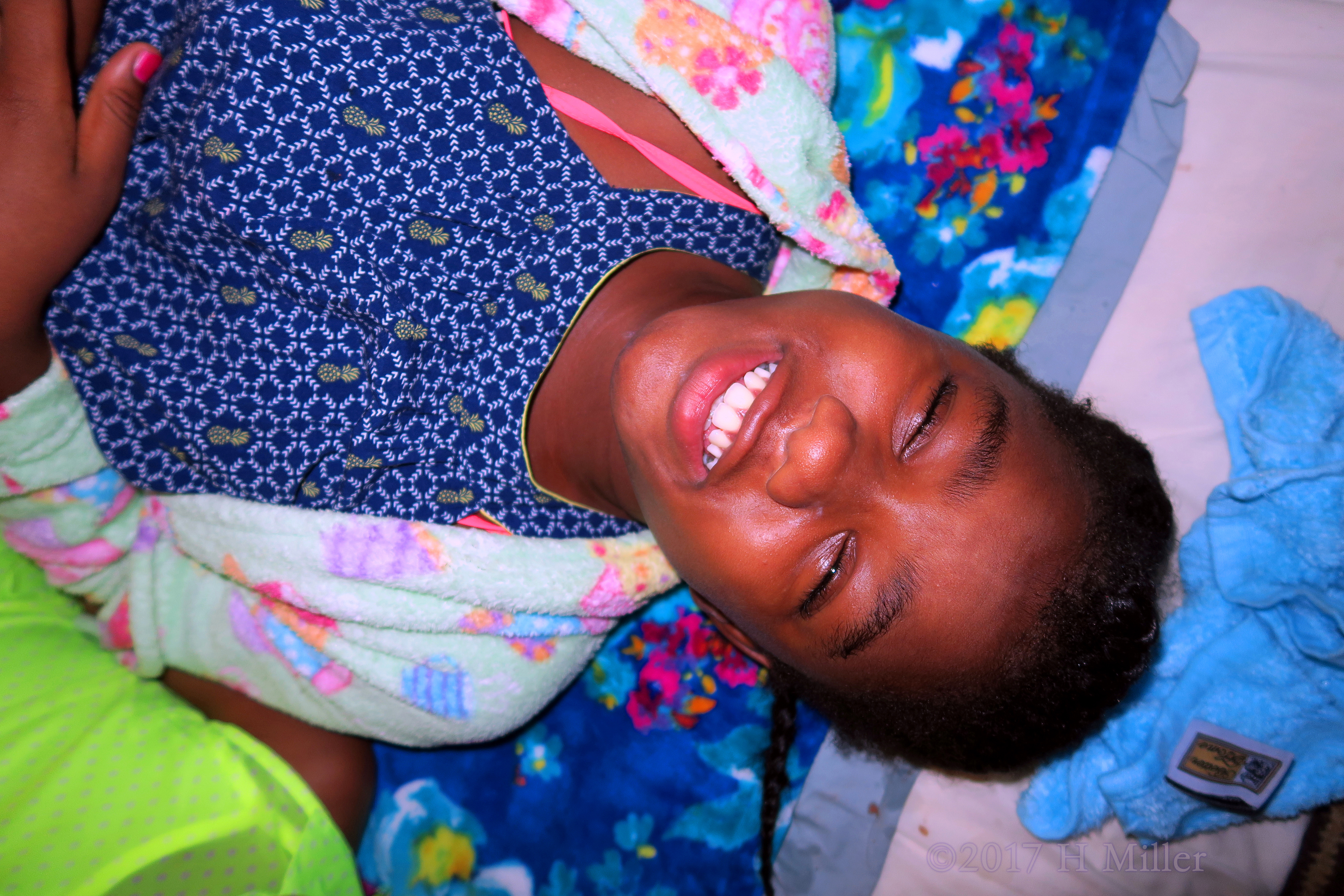 Glowing Happy Face After Her Kids Facial! Glowing Happy Face After Her Kids Facial!