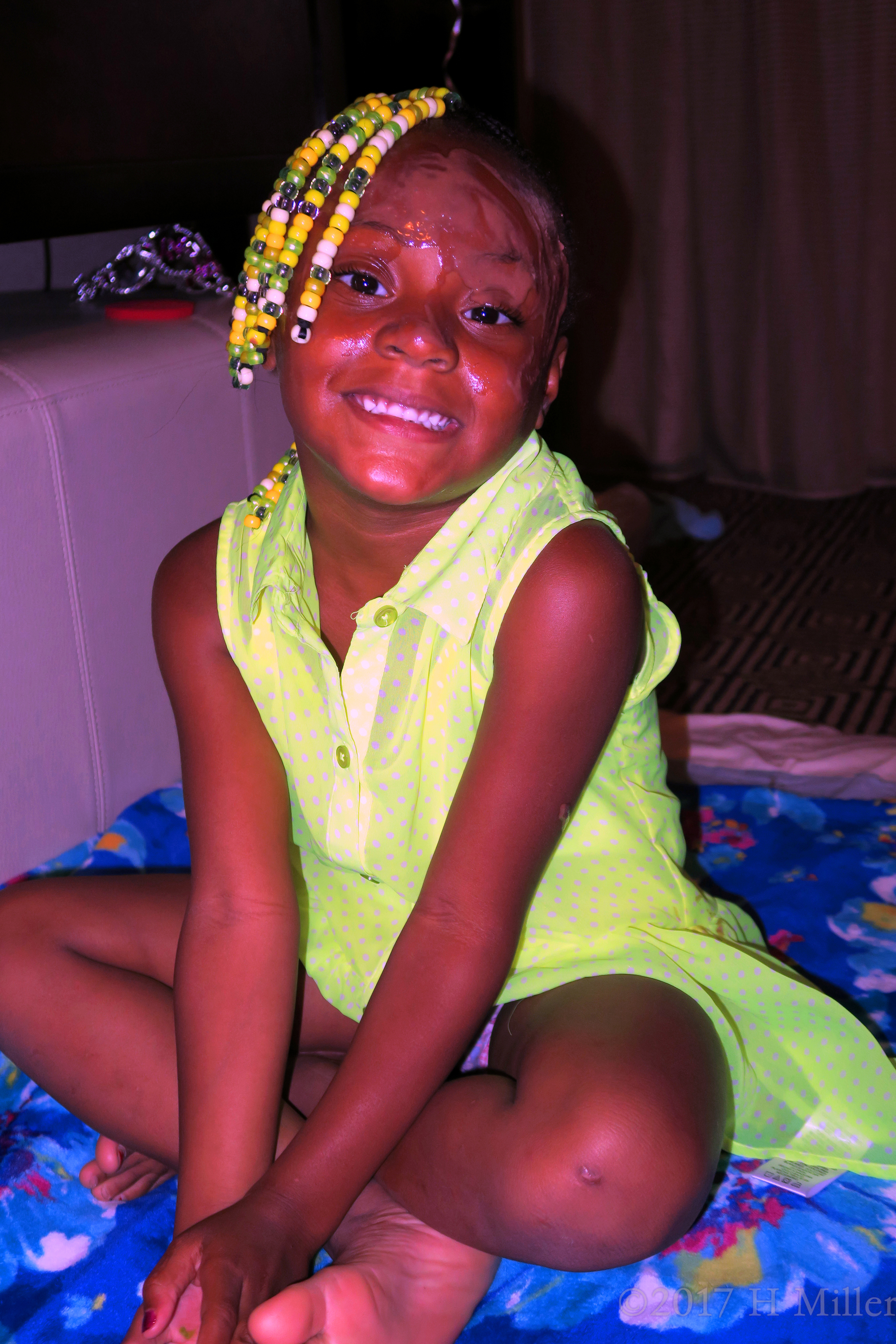 Her Post Girls Facial Feeling Captured In A Sitting Position! Her Post Girls Facial Feeling Captured In A Sitting Position!