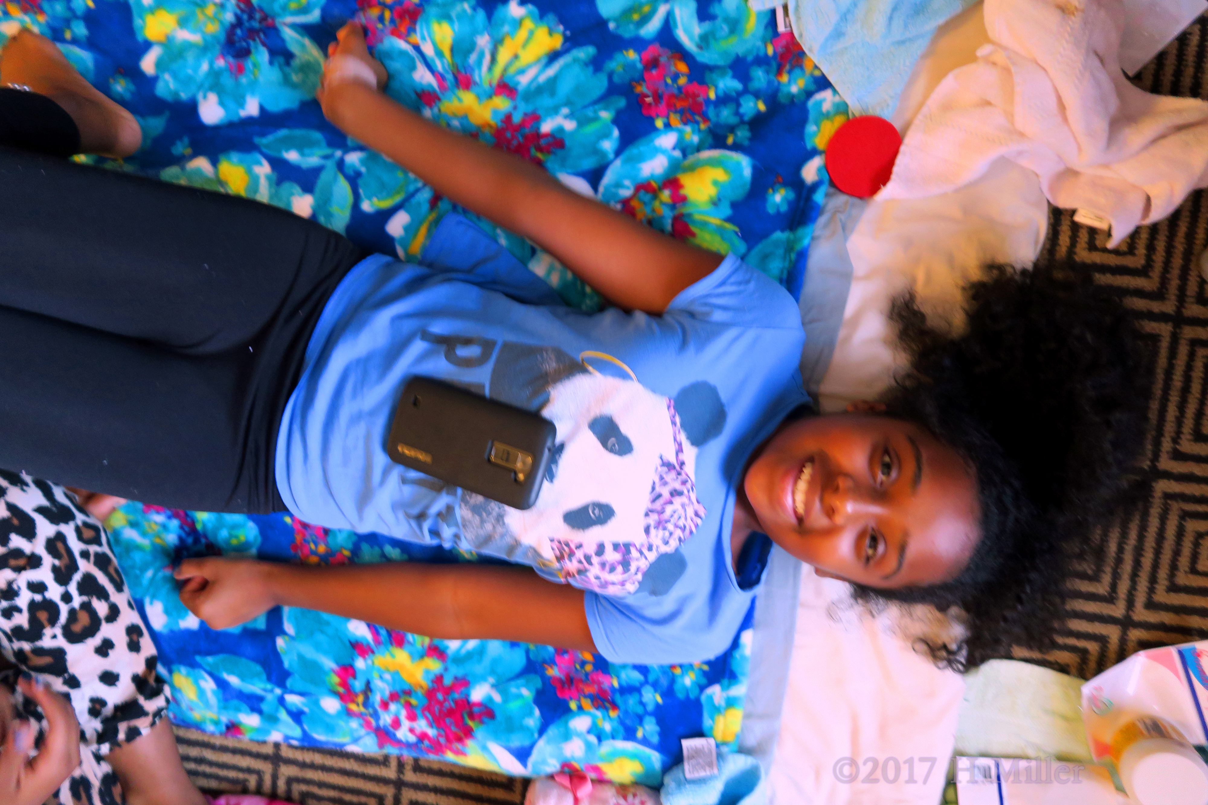 Joyful Before Her Kids Facial! Joyful Before Her Kids Facial!