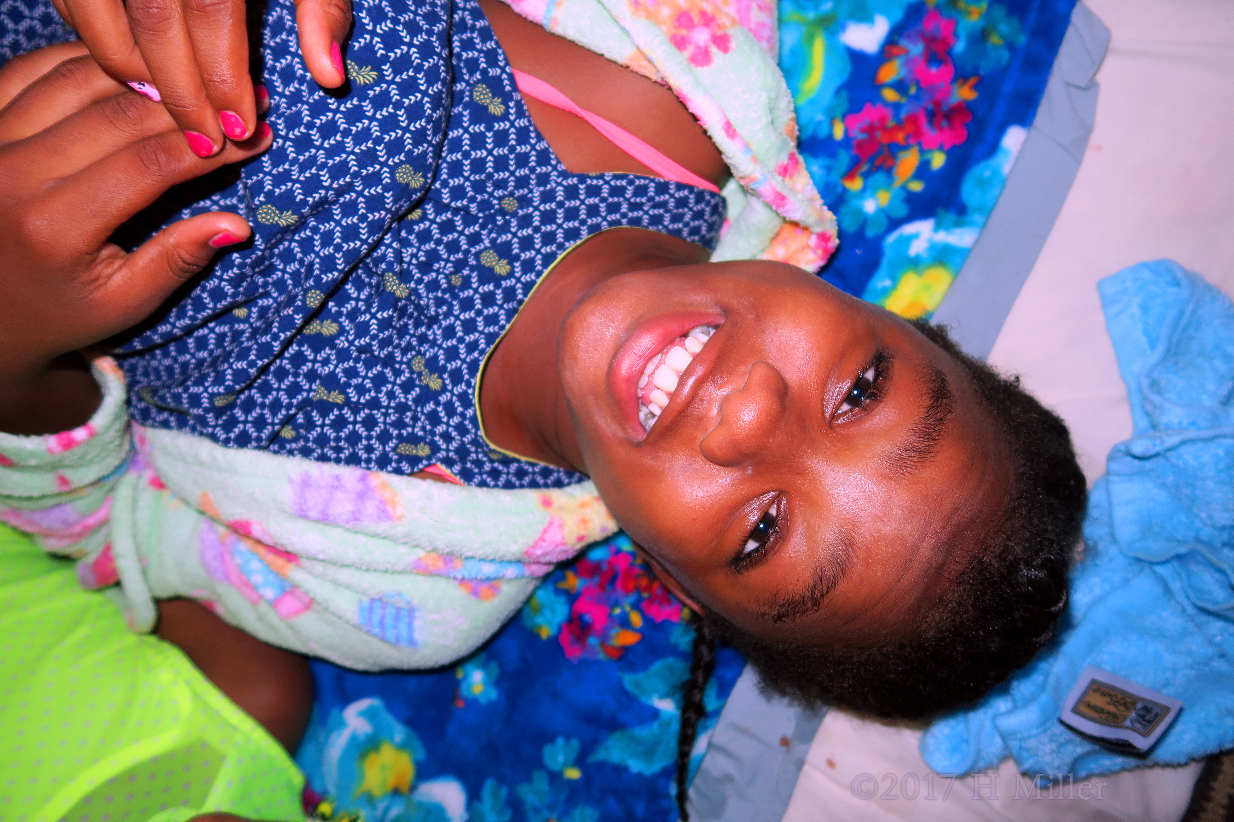 She Feels Overjoyed After Her Refteshing Kids Facial! She Feels Overjoyed After Her Refteshing Kids Facial!