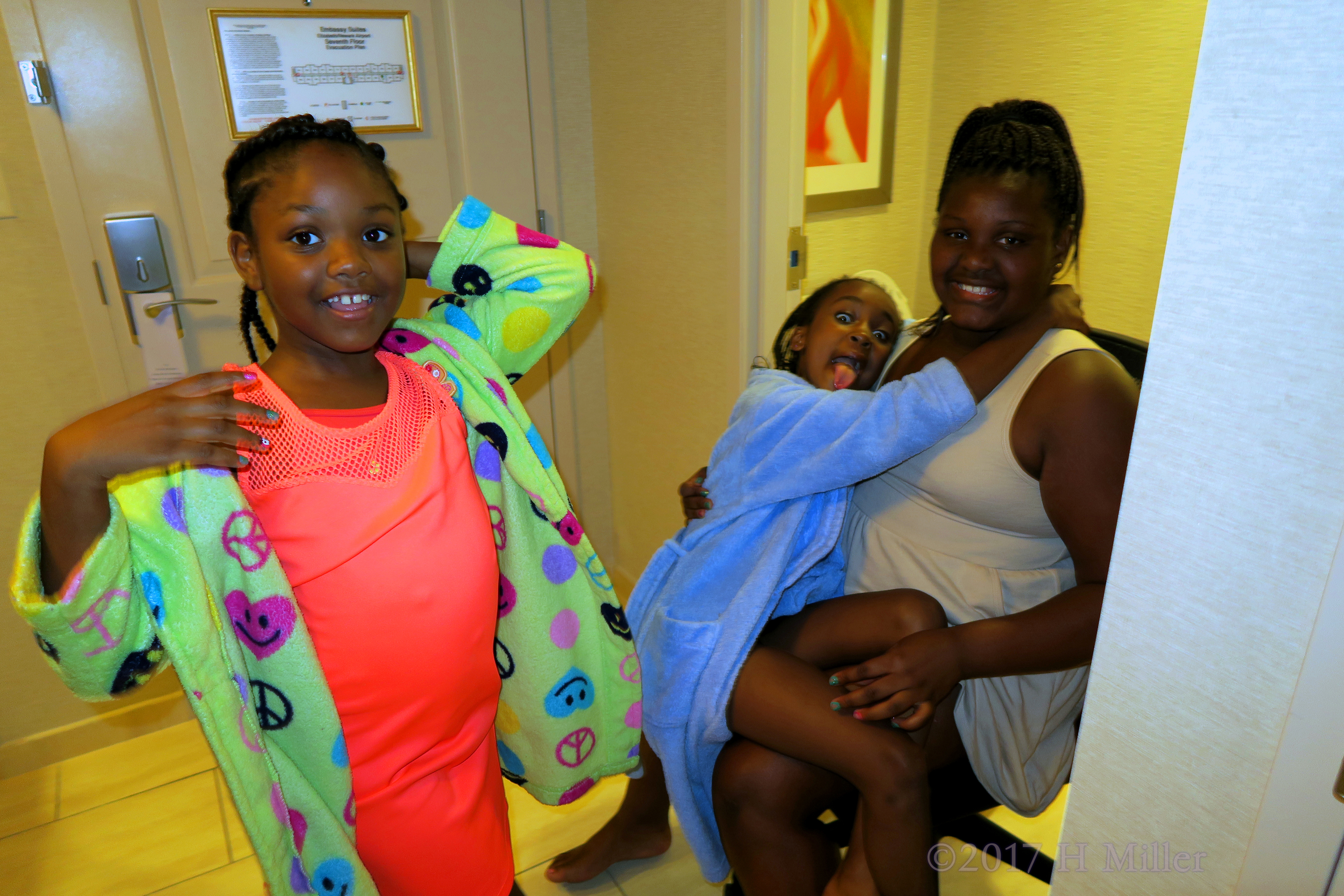 The Girls Are In Full Fun Mood At The Spa Birthday Party! The Girls Are In Full Fun Mood At The Spa Birthday Party!