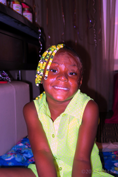 Kids Facial Masque Is Almost Dried, Time To Take The Chocolate Masque Off! Kids Facial Masque Is Almost Dried, Time To Take The Chocolate Masque Off!