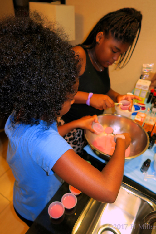 Preparing Bubble Bath Kids Crafts As Per The Directions! Preparing Bubble Bath Kids Crafts As Per The Directions!