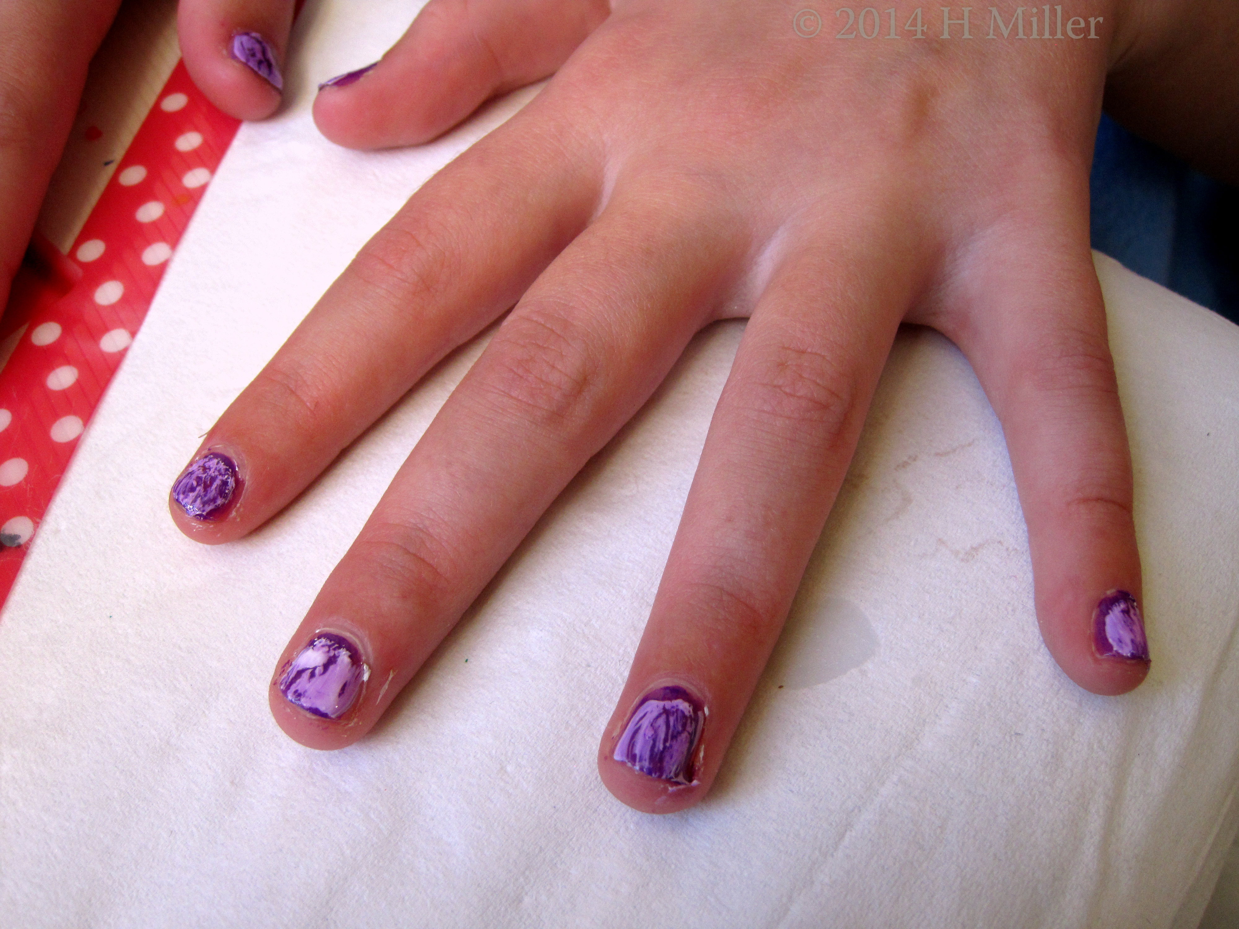 Color Swirl Nail Art Purple Base OPI Shatter Top Coat Blended. Color Swirl Nail Art Purple Base OPI Shatter Top Coat Blended.