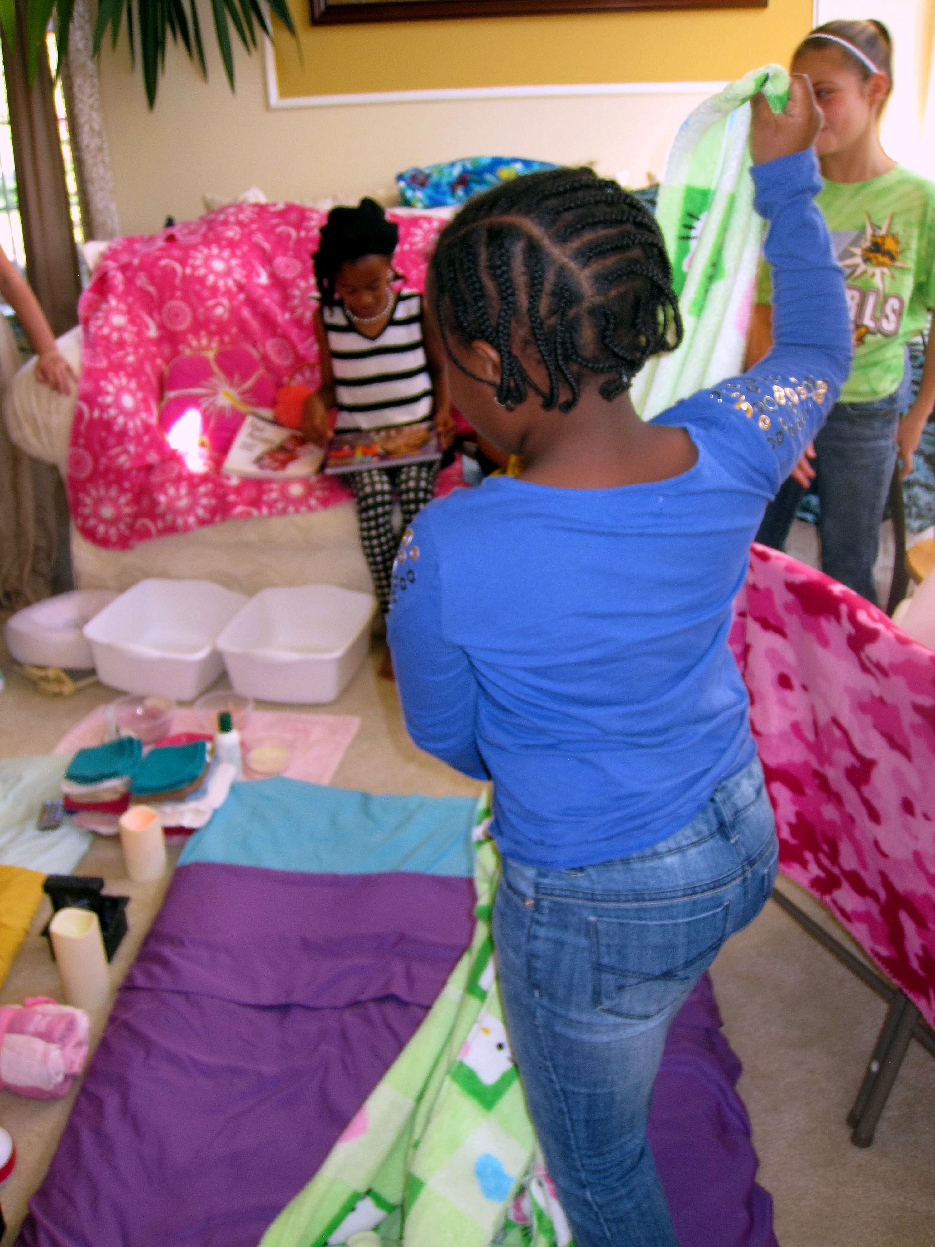 Happy To Get The Green Hello Kitty Spa Party Robe! Happy To Get The Green Hello Kitty Spa Party Robe!