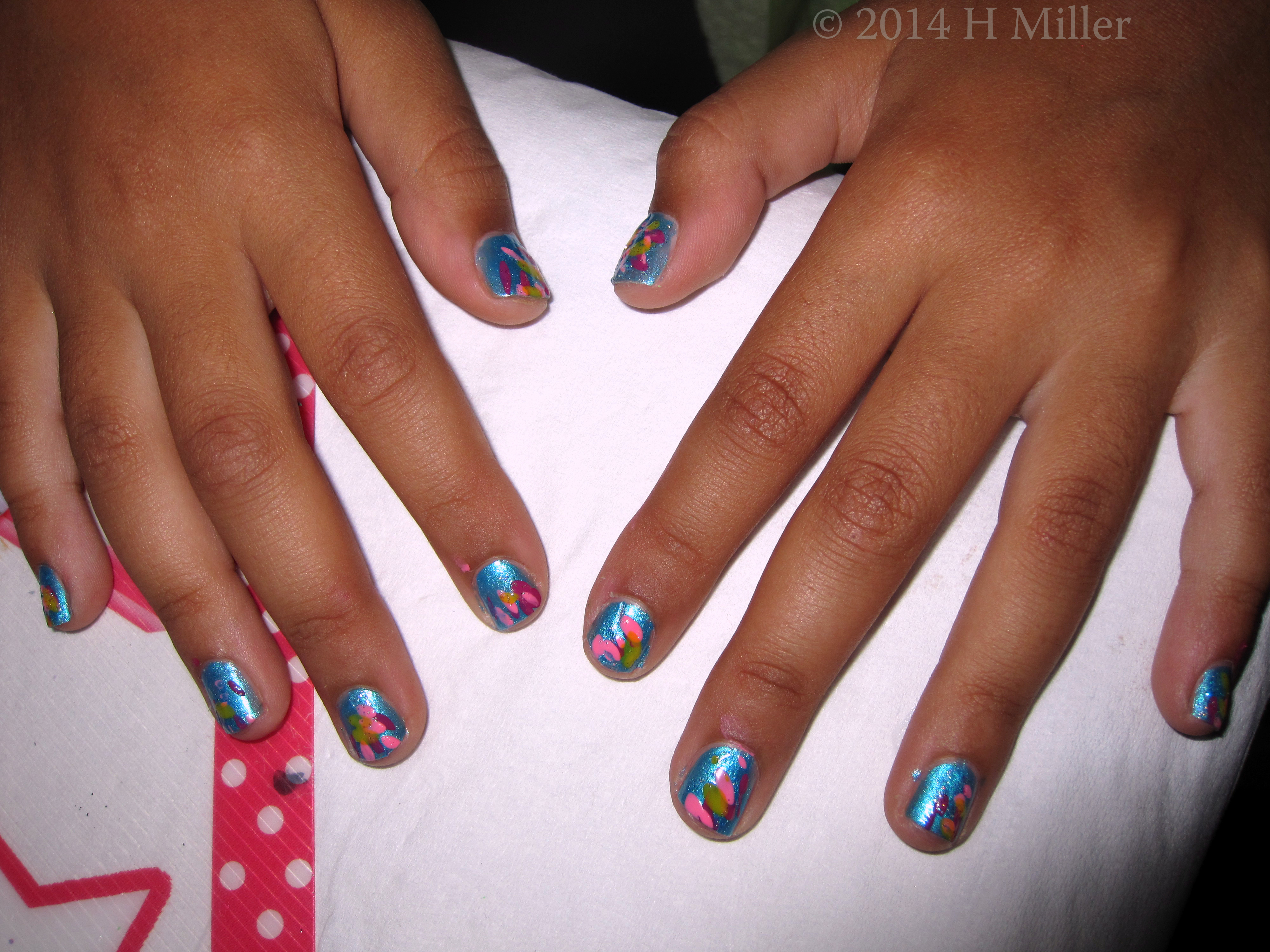 Sick Nail Art! Matallic Sky Blue W th Pink Green And red Streaks Of Color!! 