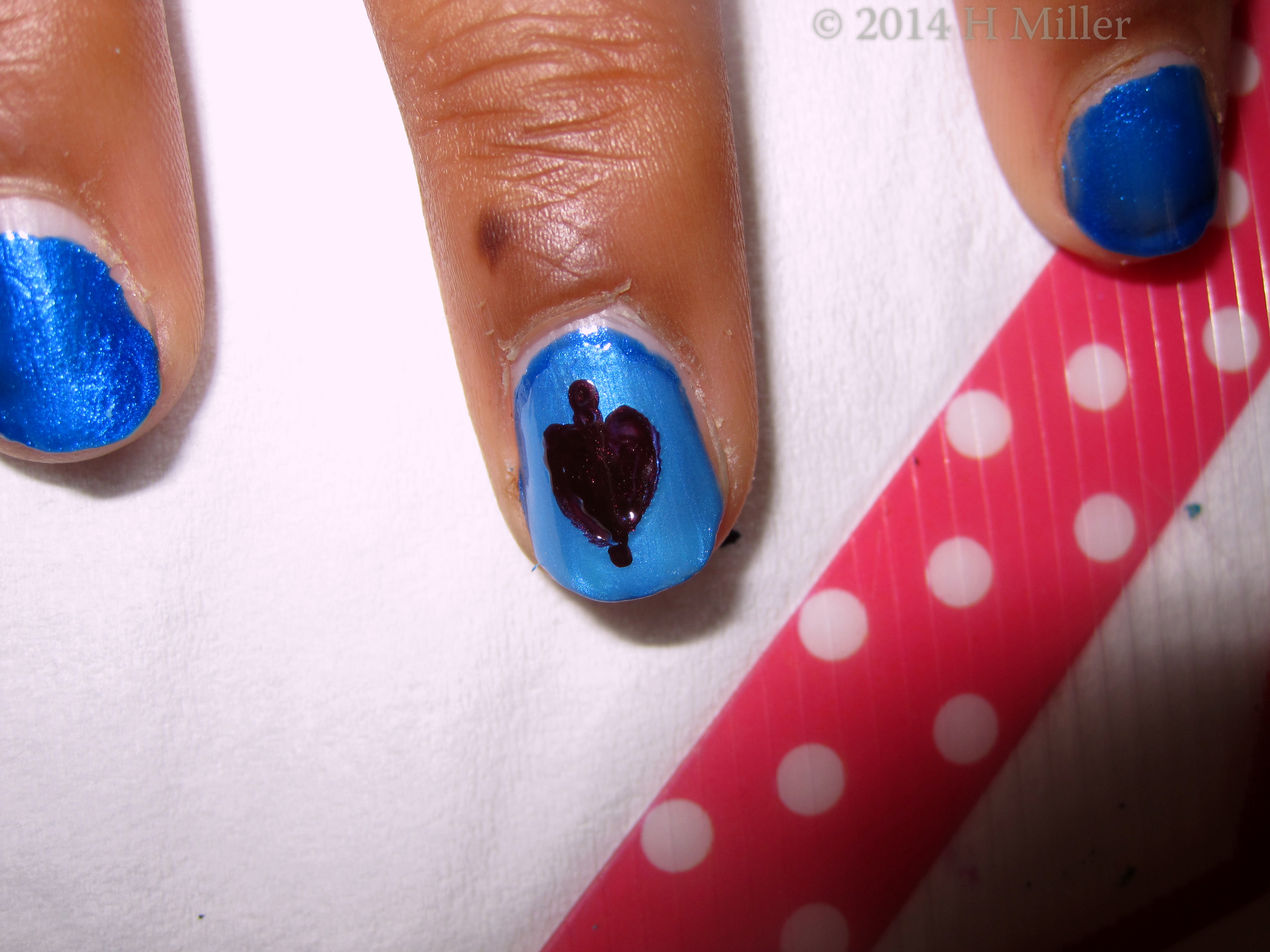 Spade Nail Art Close Up Spade Nail Art Close Up