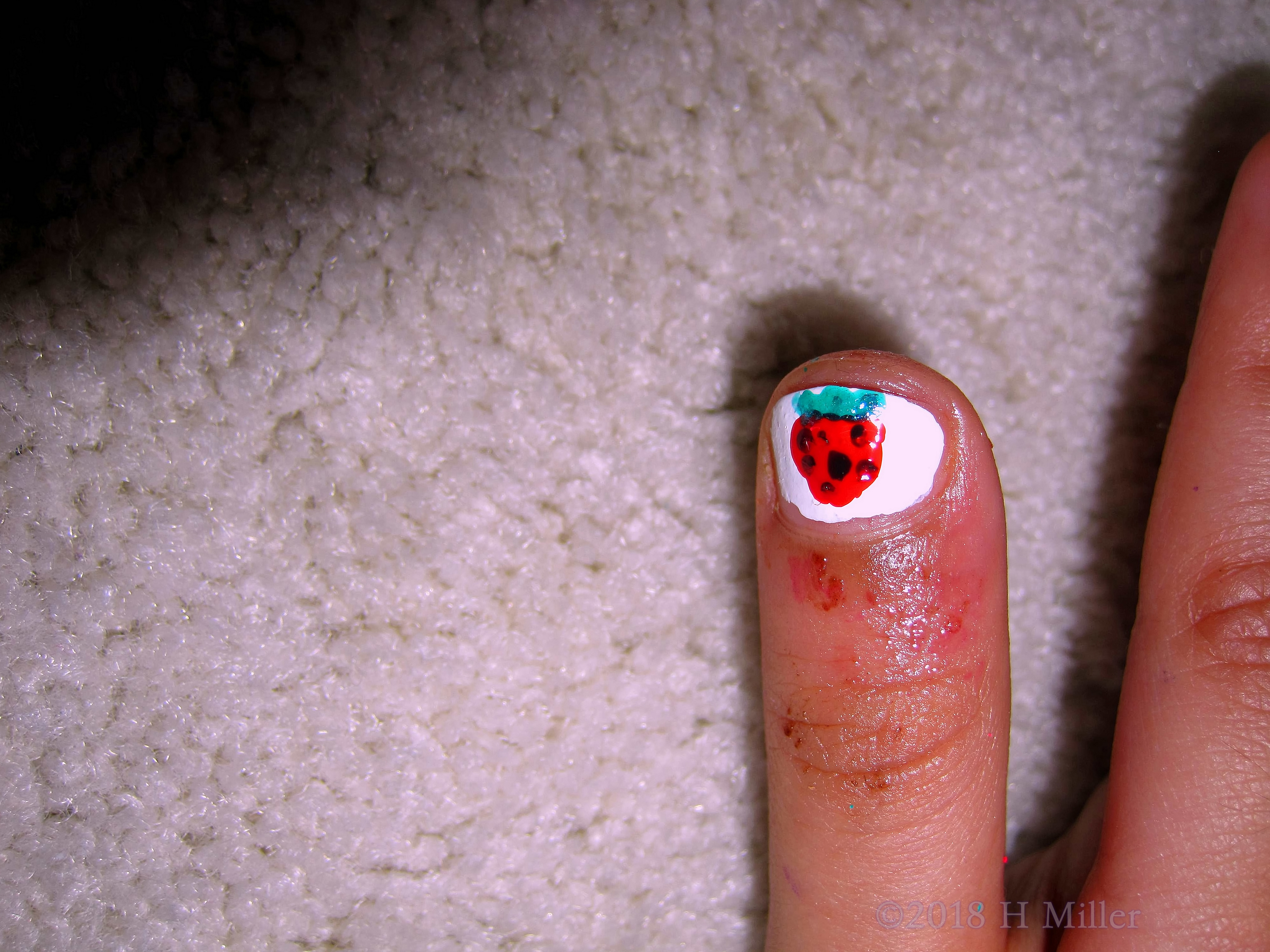 Cute Strawberry Nail Art. 