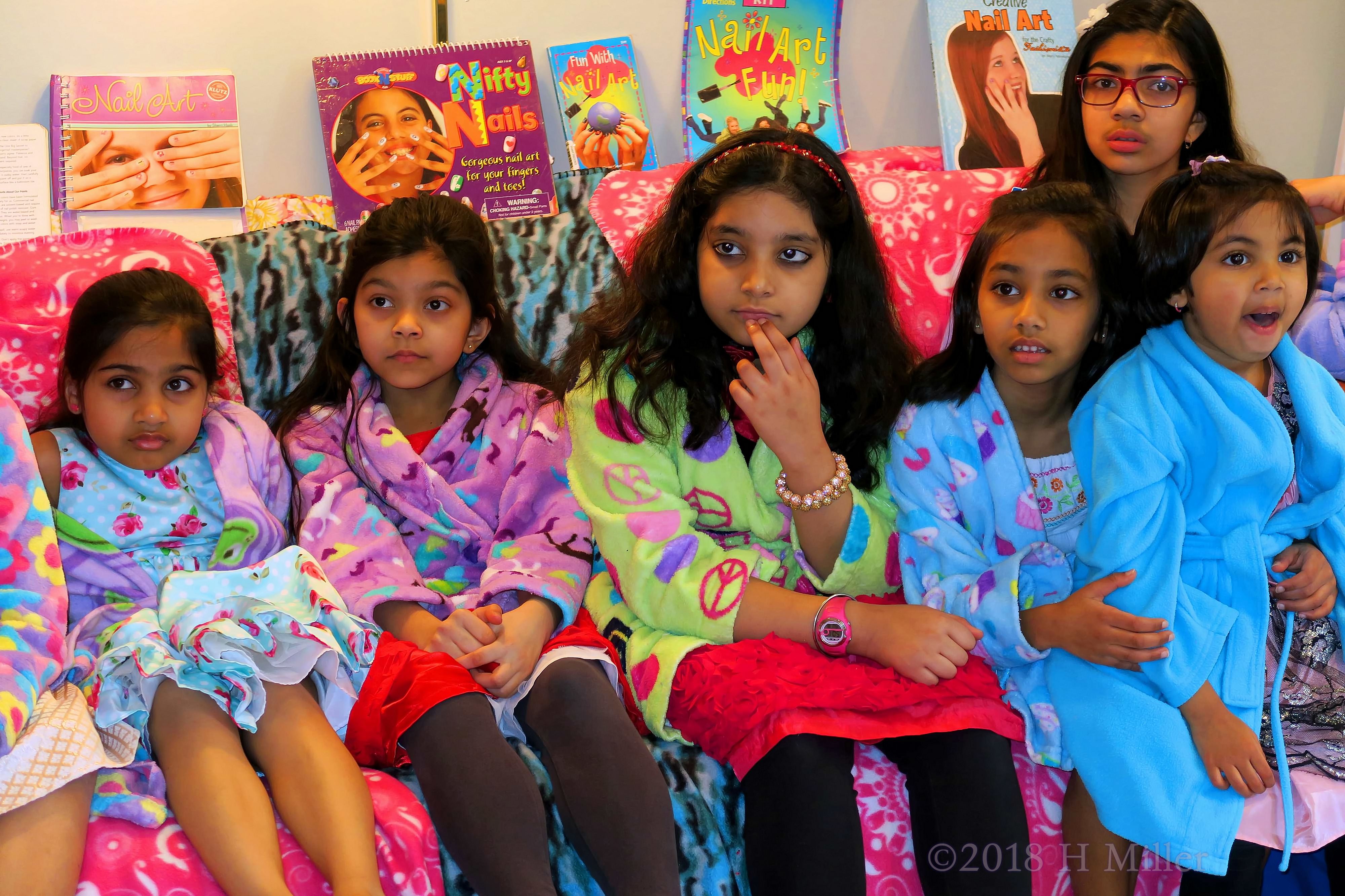 Listening To Instructions While Sitting On The Spa Couch. 4 Listening To Instructions While Sitting On The Spa Couch. 4