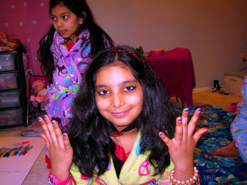 A Smiley Pic With A Cool Mini Mani A Smiley Pic With A Cool Mini Mani