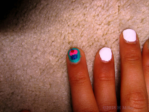 One More Picture Of The Cupcake Nailart!
