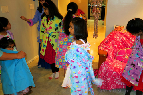 Putting On Her Blue Cupcake Spa Robe! Putting On Her Blue Cupcake Spa Robe!