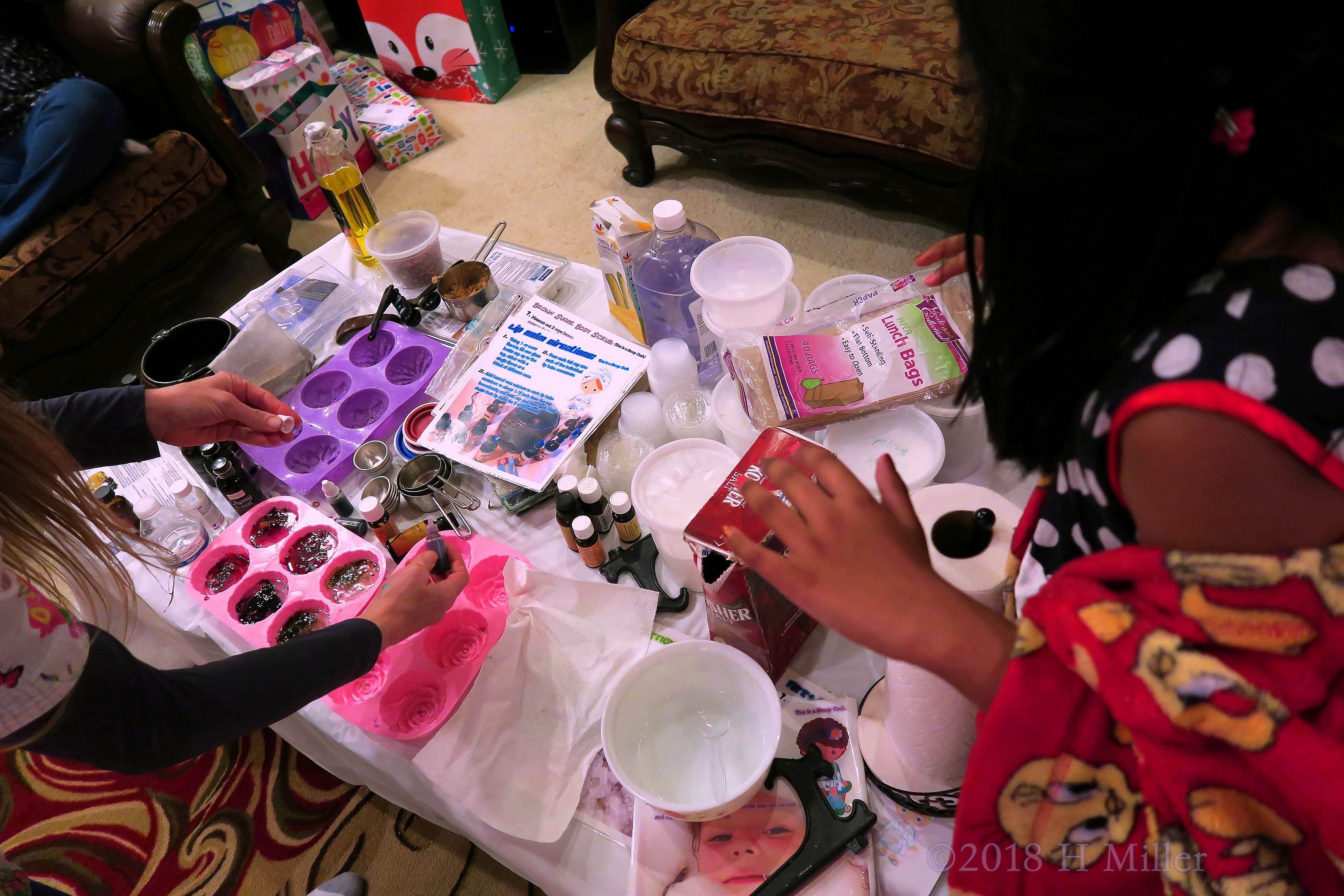 Preparations Of Kids Craft Activities Before The Spa Party Activities. 
