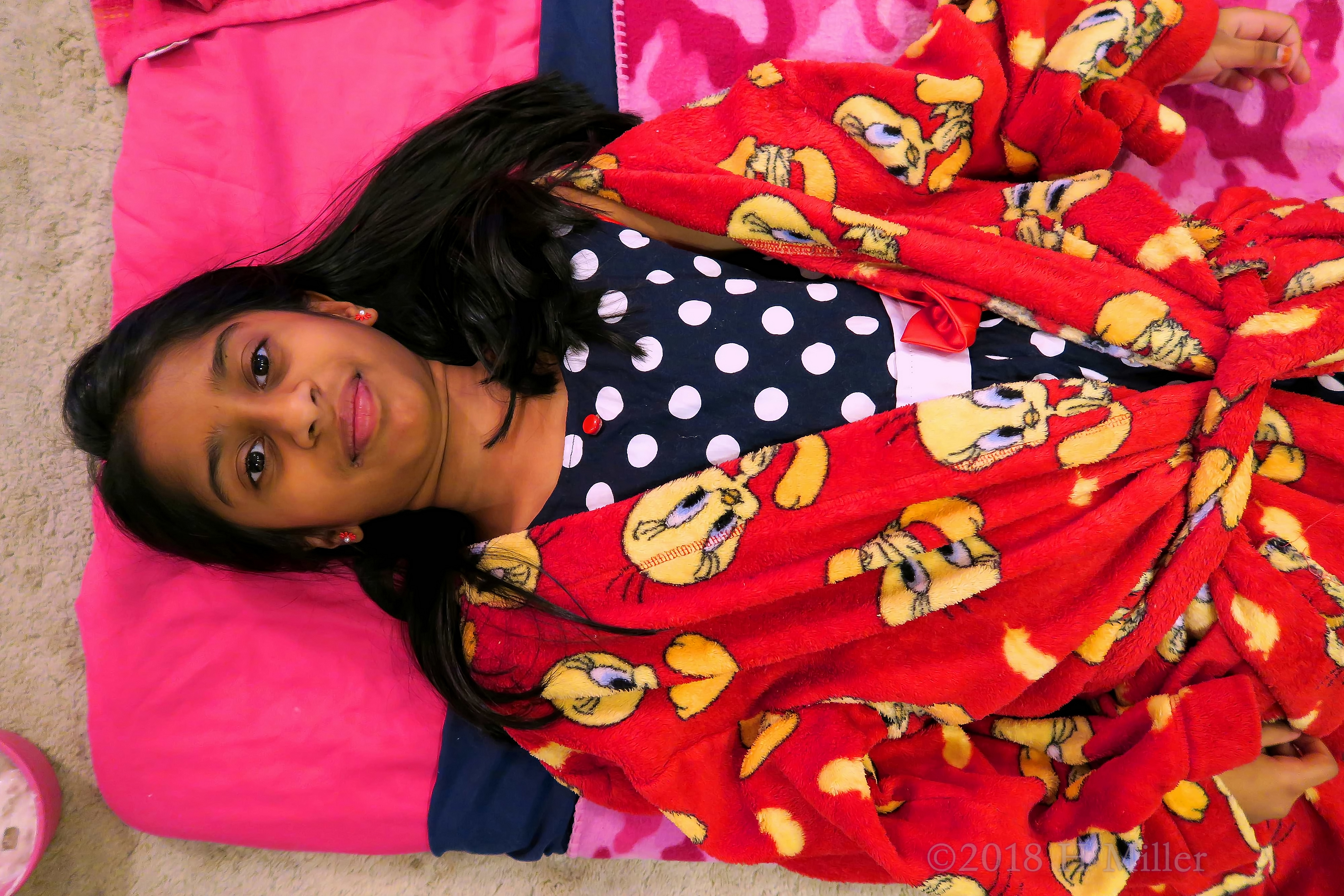 She's Ready For Her Girls Facial! She's Ready For Her Girls Facial!