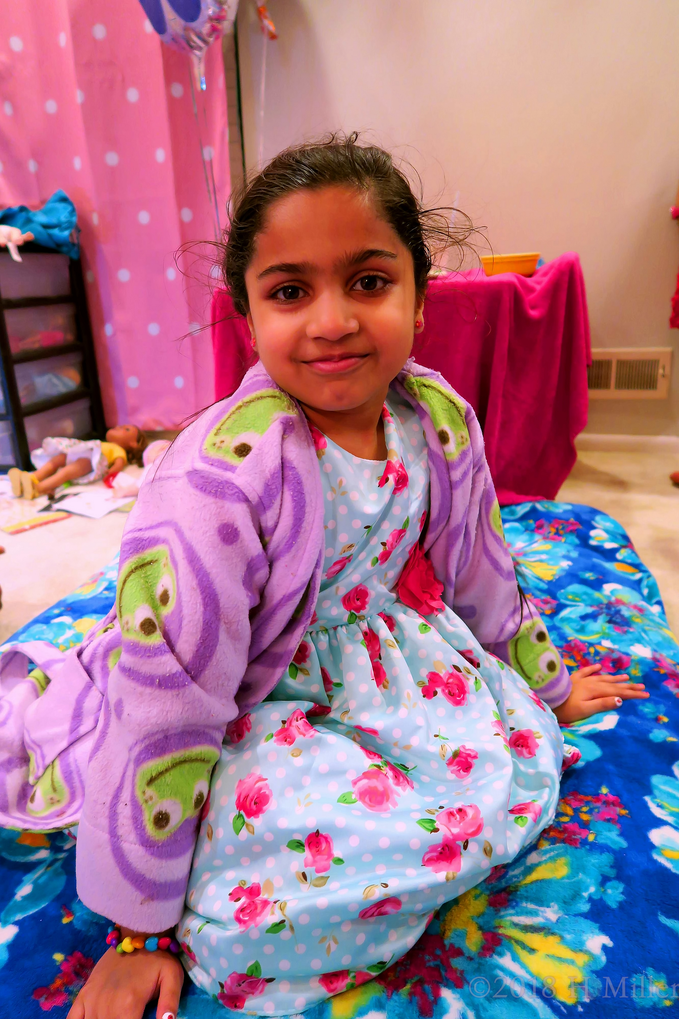 She Feels Amazing After Her Girls Facial And Manicure. She Feels Amazing After Her Girls Facial And Manicure.