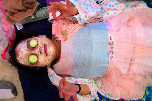 Peacefully Enjoying The Refreshing Girls Facial Activity. Peacefully Enjoying The Refreshing Girls Facial Activity.