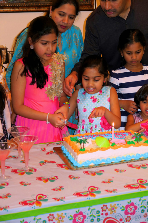 Time To Cut The Delicious Spa Birthday Cake! Time To Cut The Delicious Spa Birthday Cake!