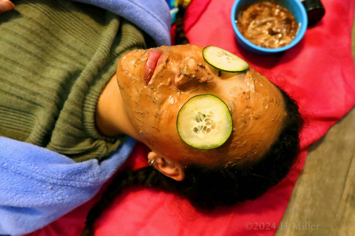 Spa Party For Girls Desiree's 12th Birthday 