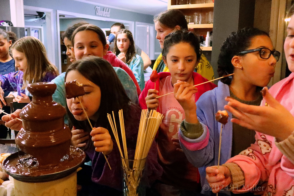 Spa Party For Girls Desiree's 12th Birthday 