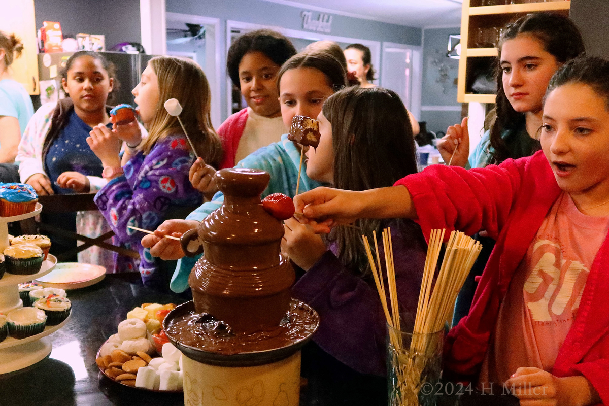 Spa Party For Girls Desiree's 12th Birthday 