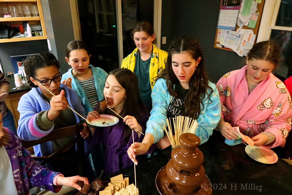 Spa Party For Girls Desiree's 12th Birthday 