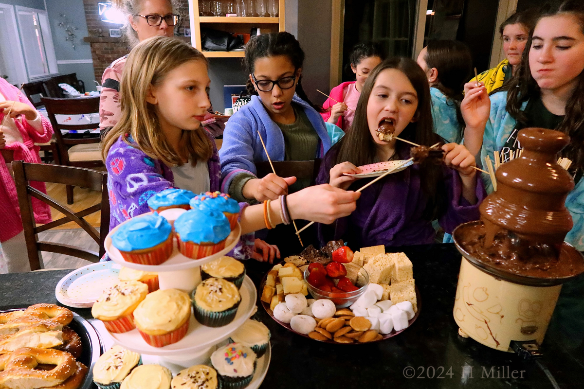 Spa Party For Girls Desiree's 12th Birthday 